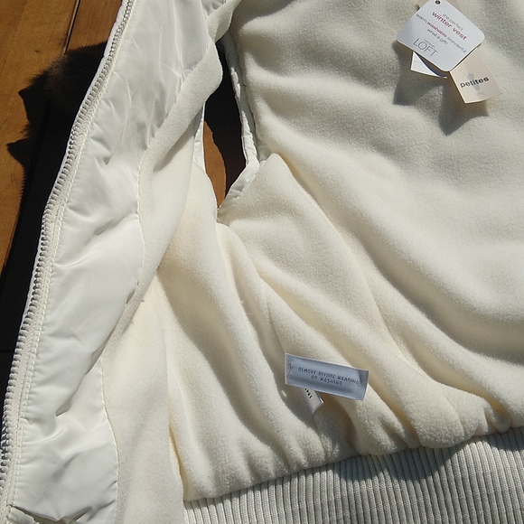 NWT Ann Taylor Loft Eggshell white winter vest bomber jacket - Picture 7 of 11